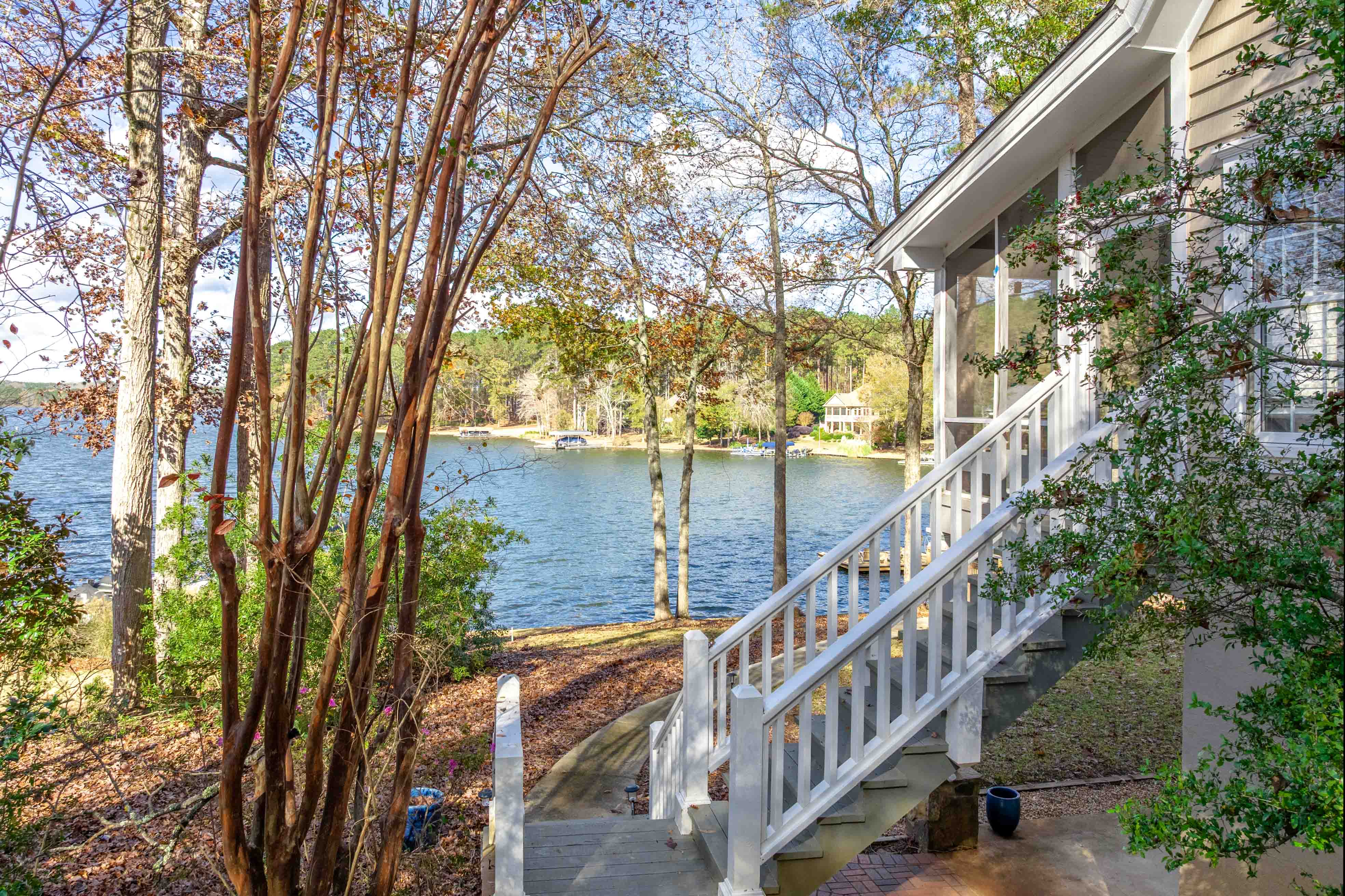 1571 Snug Harbor Drive image 40